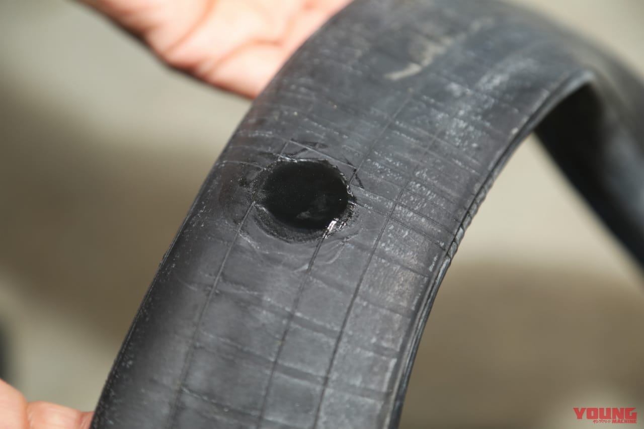 |バイク パンク 修理を自分でやる時に注意したいポイントと落とし穴