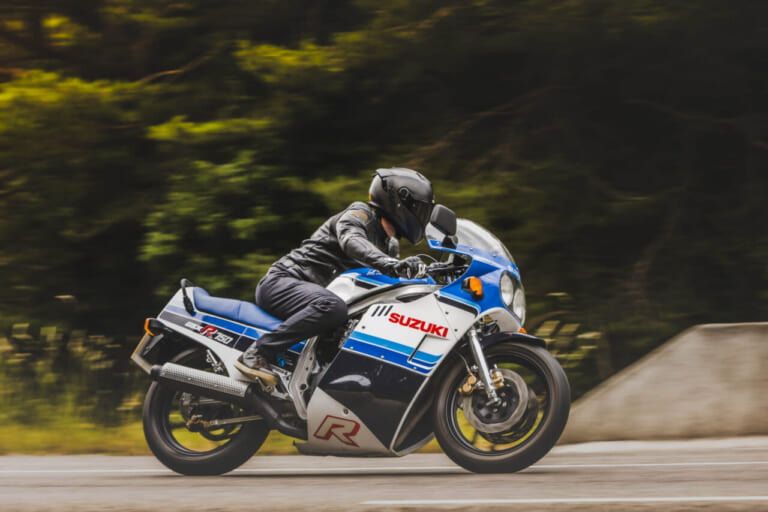 スズキ｜GSX-R1000R｜2026｜スズキ「GSX-R1000 / R」復活!! エンジンと電子制御を大幅改良しウイングも新装備、初代GSX-R750からの40周年を祝う