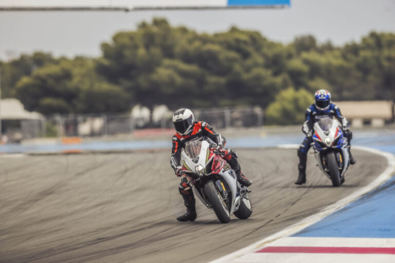 スズキ｜GSX-R1000R｜2026｜スズキ「GSX-R1000 / R」復活!! エンジンと電子制御を大幅改良しウイングも新装備、初代GSX-R750からの40周年を祝う