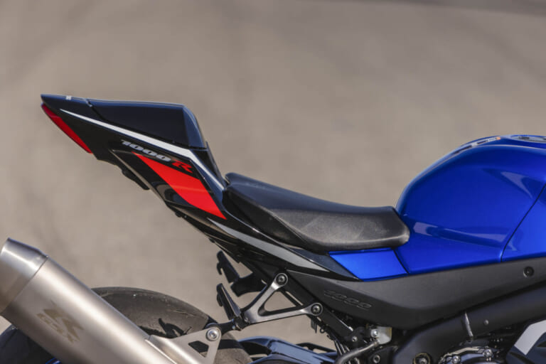 スズキ|GSX-R1000R|2026|スズキ「GSX-R1000 / R」復活!! エンジンと電子制御を大幅改良しウイングも新装備、初代GSX-R750からの40周年を祝う