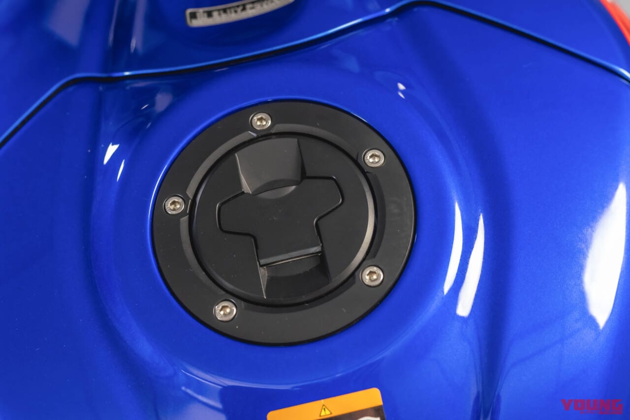 スズキ|GSX-R1000R|2026|スズキ新型「GSX-R1000 / R」英国で価格発表!! エンジンと電子制御を大幅改良しカーボン製ウイングも新装備