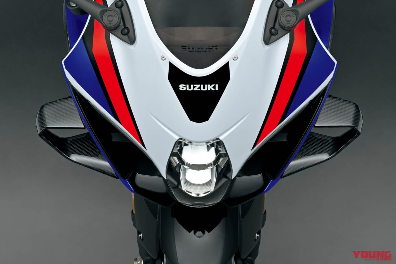 スズキ|GSX-R1000R|2026|スズキ新型「GSX-R1000 / R」英国で価格発表!! エンジンと電子制御を大幅改良しカーボン製ウイングも新装備