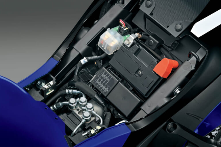 スズキ|GSX-R1000R|2026|スズキ「GSX-R1000 / R」復活!! エンジンと電子制御を大幅改良しウイングも新装備、初代GSX-R750からの40周年を祝う