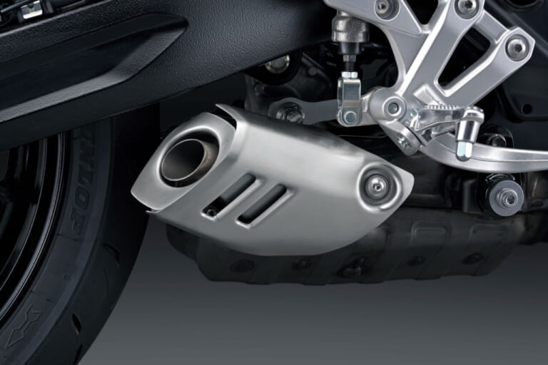 スズキ|GSX-8T|輸出仕様|2025年モデル|【速報】スズキ新型車「GSX-8T / GSX-8TT」登場!! 昭和のロードスター/ロードレーサーをオマージュした本気のネオクラシック