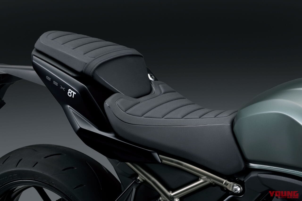 スズキ｜GSX-8T｜輸出仕様｜2025年モデル｜【速報】スズキ新型車「GSX-8T / GSX-8TT」登場!! 昭和のロードスター/ロードレーサーをオマージュした本気のネオクラシック