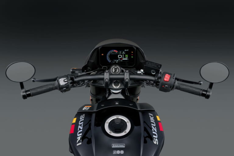 スズキ｜GSX-8TT｜輸出仕様｜2025年モデル｜【速報】スズキ新型車「GSX-8T / GSX-8TT」登場!! 昭和のロードスター/ロードレーサーをオマージュした本気のネオクラシック