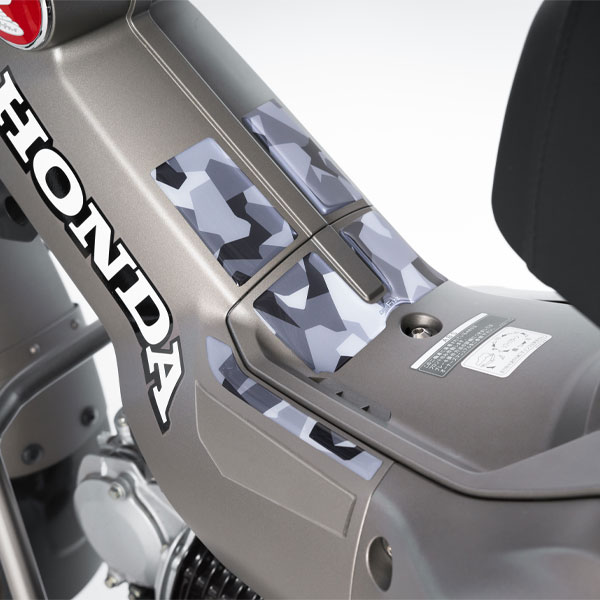 カブ専用レッグシールド保護パッド｜乗車時のキズを防ぐカブ専用レッグシールド保護パッド[タナックス]