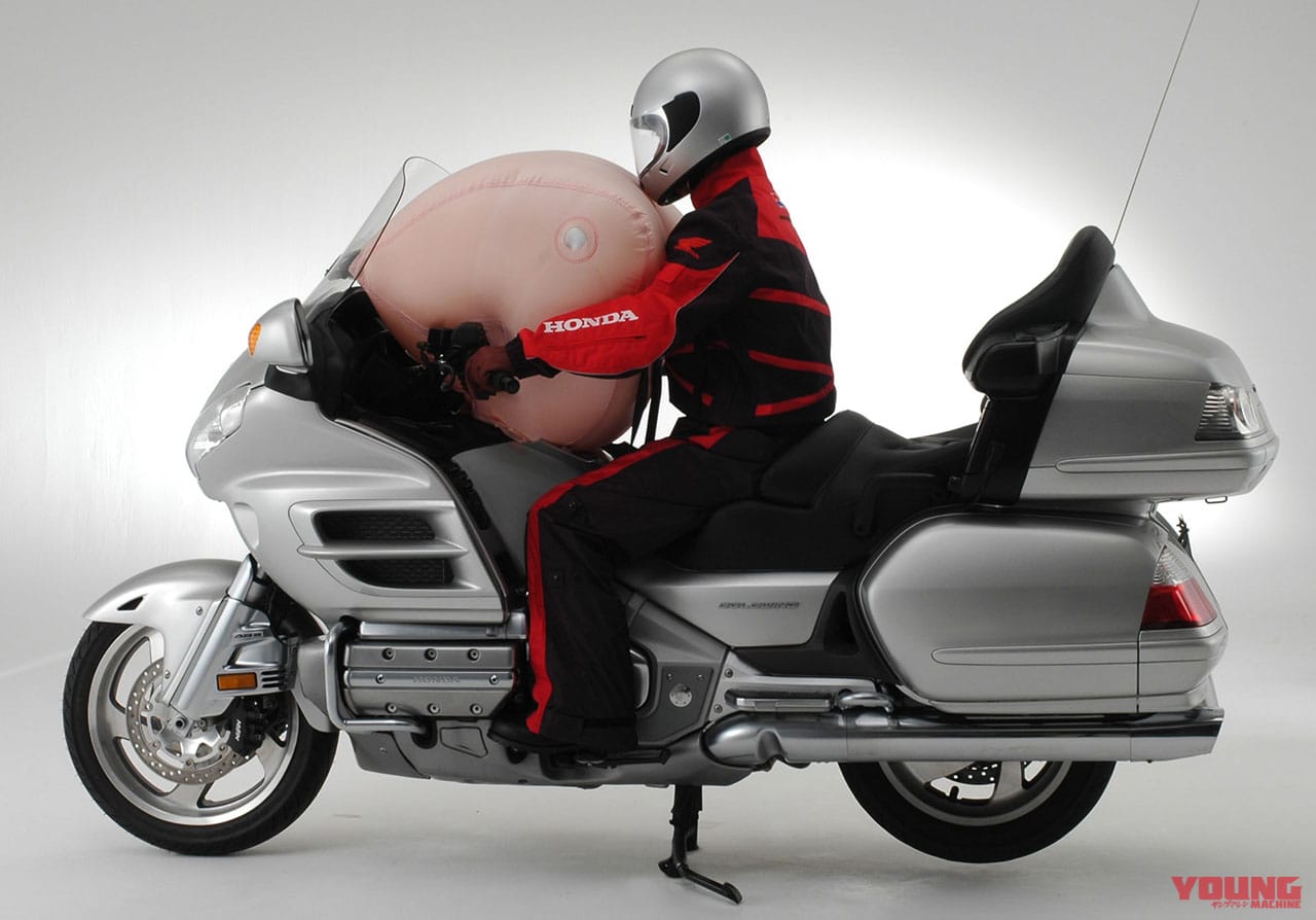 ホンダ|ゴールドウイング|エアバッグ|四輪パーツメーカーの豊田合成が二輪車用エアバッグの衝突試験を実施!……〈多事走論〉from Nom