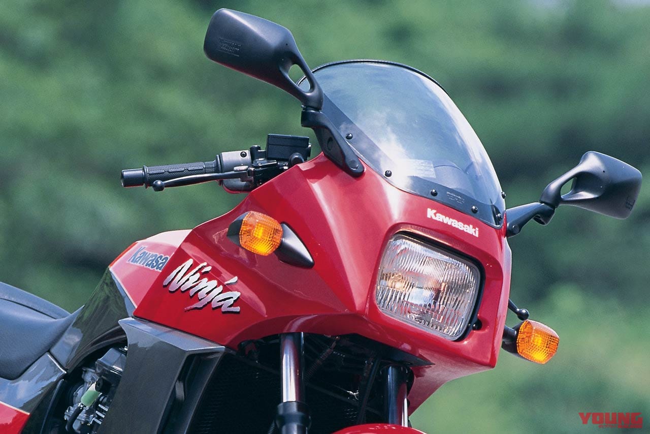 1990年型GPZ900R(A7)のミラー｜「ニンジャのミラーが軽トラにボルトオン!? 」カワサキフリーク&バイク好きにも刺さる【カンタンでリーズナブルな定番チューン】