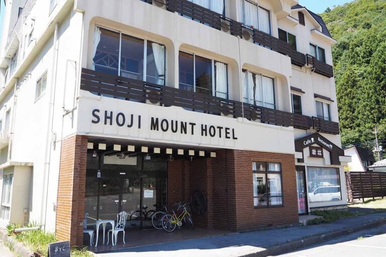 『レイクホテル浅ノ湖』こと『精進マウントホテル』|【日本テレビ系ドラマ『ホットスポット』】聖地・精進湖で「涼湖祭」が6年ぶり復活! 限定コラボグッズ、花火、ロケ地巡りも【8月4日開催】