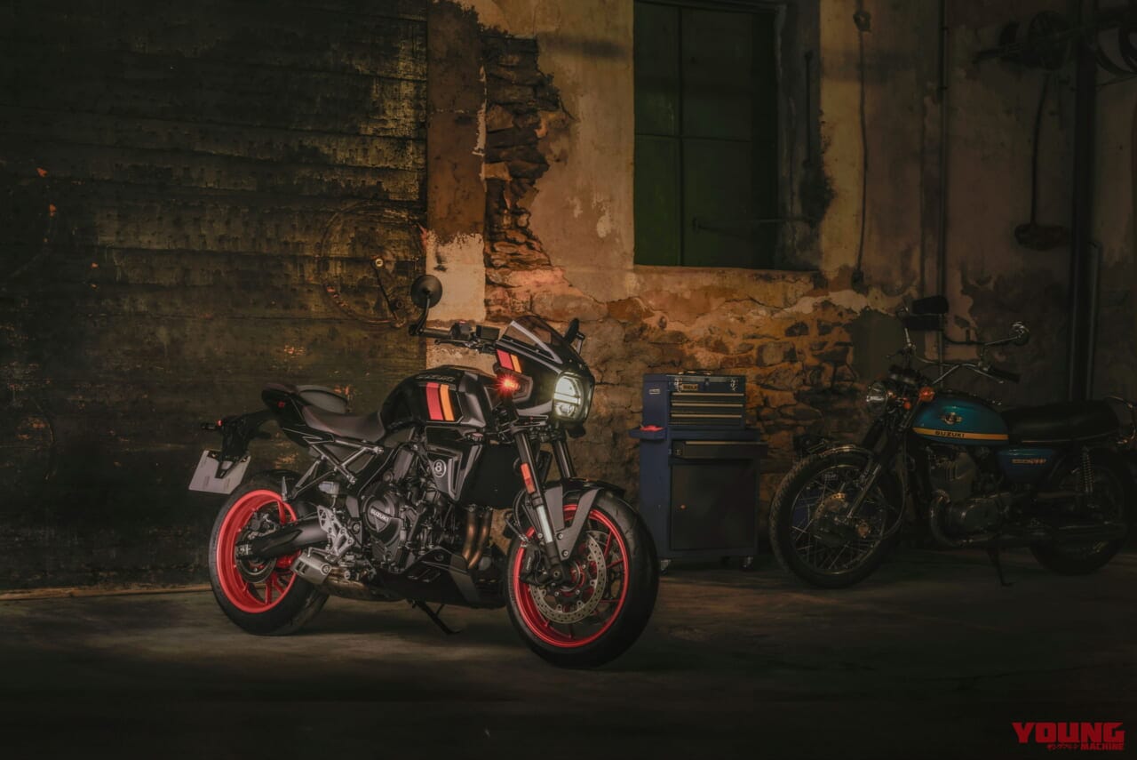 スズキ|GSX-8TT|輸出仕様|2025年モデル|【速報】スズキ新型車「GSX-8T / GSX-8TT」登場!! 昭和のロードスター/ロードレーサーをオマージュした本気のネオクラシック