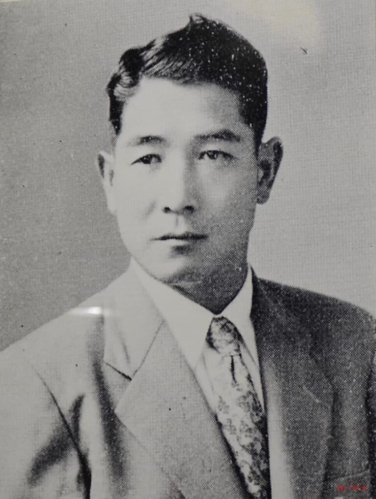 丸正自動車製造｜創業者｜伊藤 正｜「70年前に縦置きVツイン」「ご存知!? シャフトのライラック号」…浜松の廃業バイクメーカー・丸正自動車製造の足跡