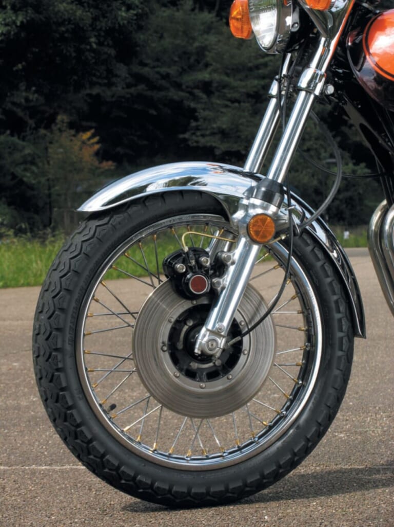 KAWASAKI Z1|性能/装備/スタイル すべてが歴史を塗り替えた:カワサキZ1/Z2【1973~1978】各部解説