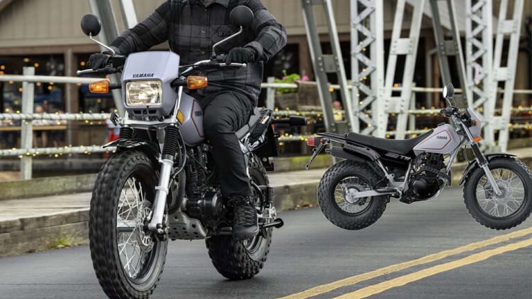 ヤマハ「TW200」の2026年モデルが登場！ 姿をほとんど変えずに生き残る極太タイヤの空冷オフロード車【北米】