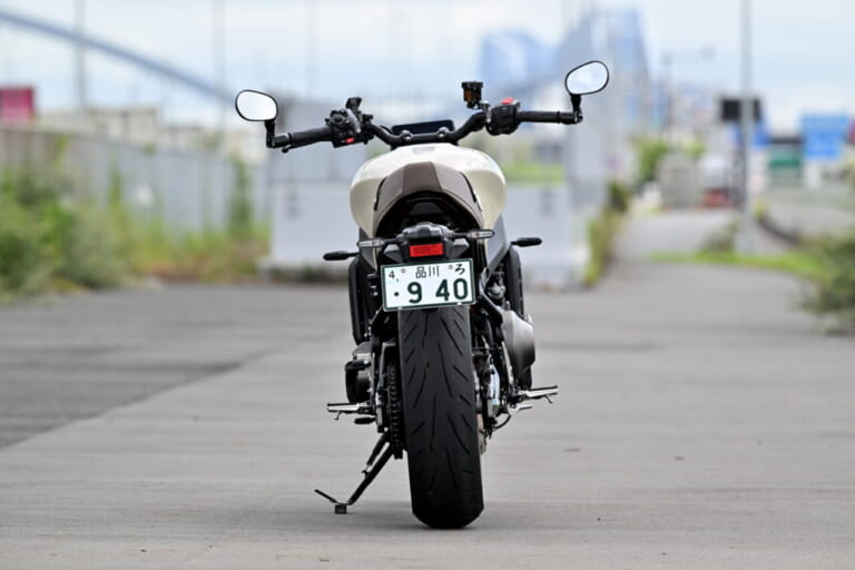 ヤマハ｜XSR900｜2025年モデル｜【日本仕様だけのアイボリーは9月30日までの受注生産!】ヤマハ「XSR900」2025年モデル試乗レポート