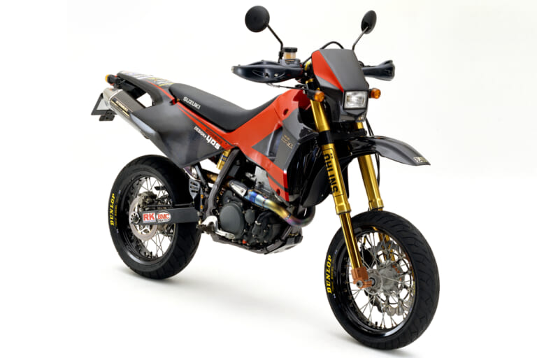 ヨシムラ|M450R|コンプリート|〈ヨシムラ・コンプリート車烈伝〉ハヤブサX-1からトルネード�V 零-50まで「2000年代初頭の意欲作たち」