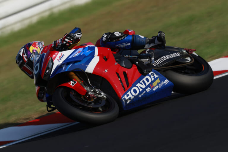 佐藤ことぶきのレース通信｜【鈴鹿8耐】やはりHRCが強かった！ 6年振りに登場のYAMAHAワークスも魅せた!!