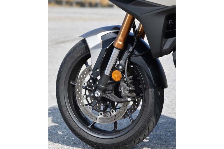 ホンダ｜NT1100｜試乗インプレッション｜2025｜電サス＆6軸IMUでよりスポーティに駆け抜けろ! ホンダ「NT1100」2025年モデル試乗インプレッション