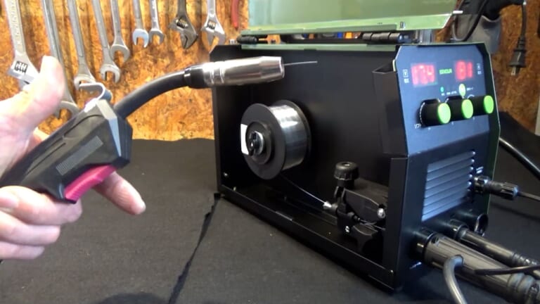 【初めての溶接機選び】アーク溶接と半自動溶接どっちがいいでショー|【初めてのDIY溶接機選び】アーク溶接と半自動溶接どっちがいいでショー