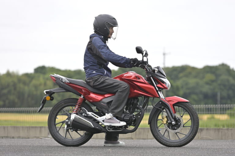 HONDA CBF125R｜【日本上陸!】CBF125R：原付二種ストリートファイター、この走りで新車価格23.8万円はオドロキ!