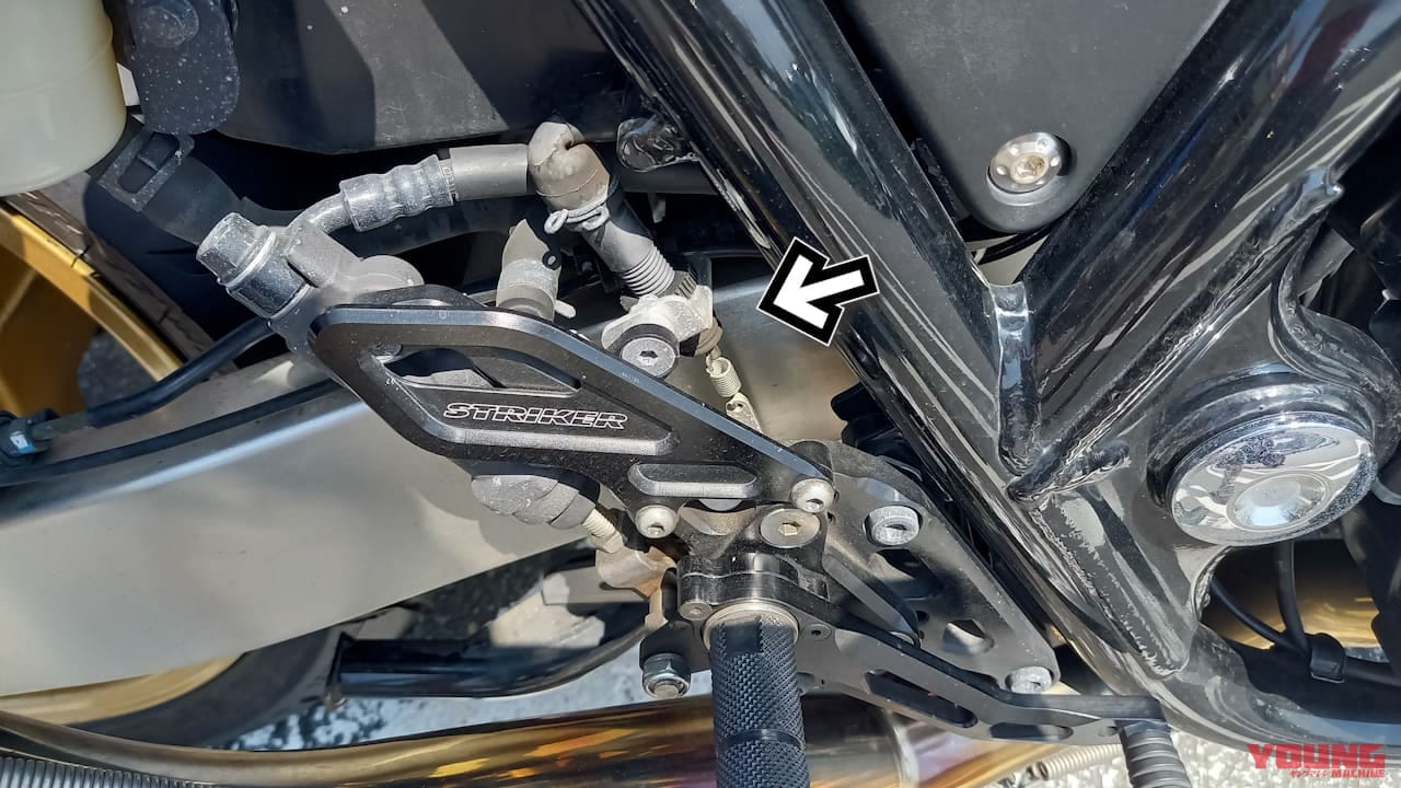 追突事故にもなりかねない! バイクのブレーキランプが消えない原因と対策|追突事故にもなりかねない! バイクのブレーキランプが消えない原因と対策を考える