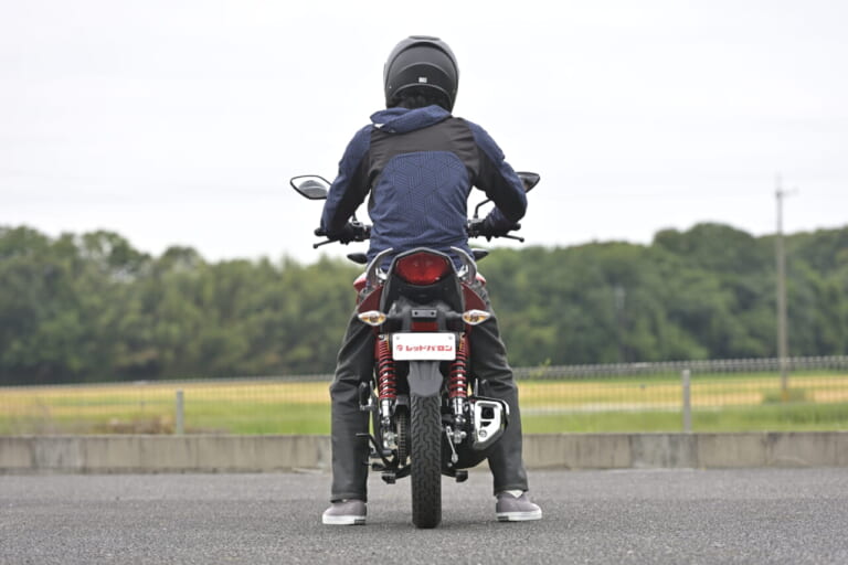 HONDA CBF125R｜【日本上陸!】CBF125R：原付二種ストリートファイター、この走りで新車価格23.8万円はオドロキ!
