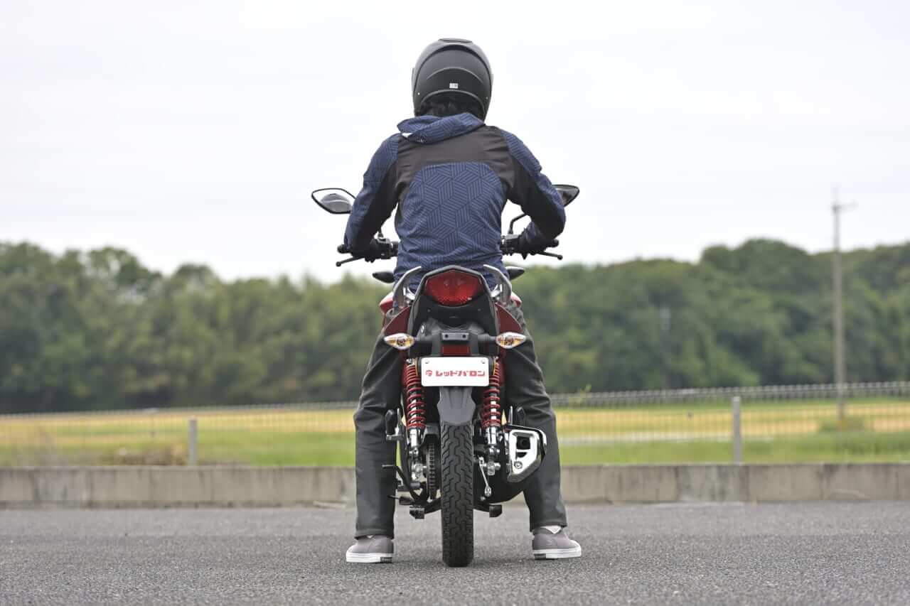 HONDA CBF125R｜【日本上陸!】CBF125R：原付二種ストリートファイター、この走りで新車価格23.8万円はオドロキ!