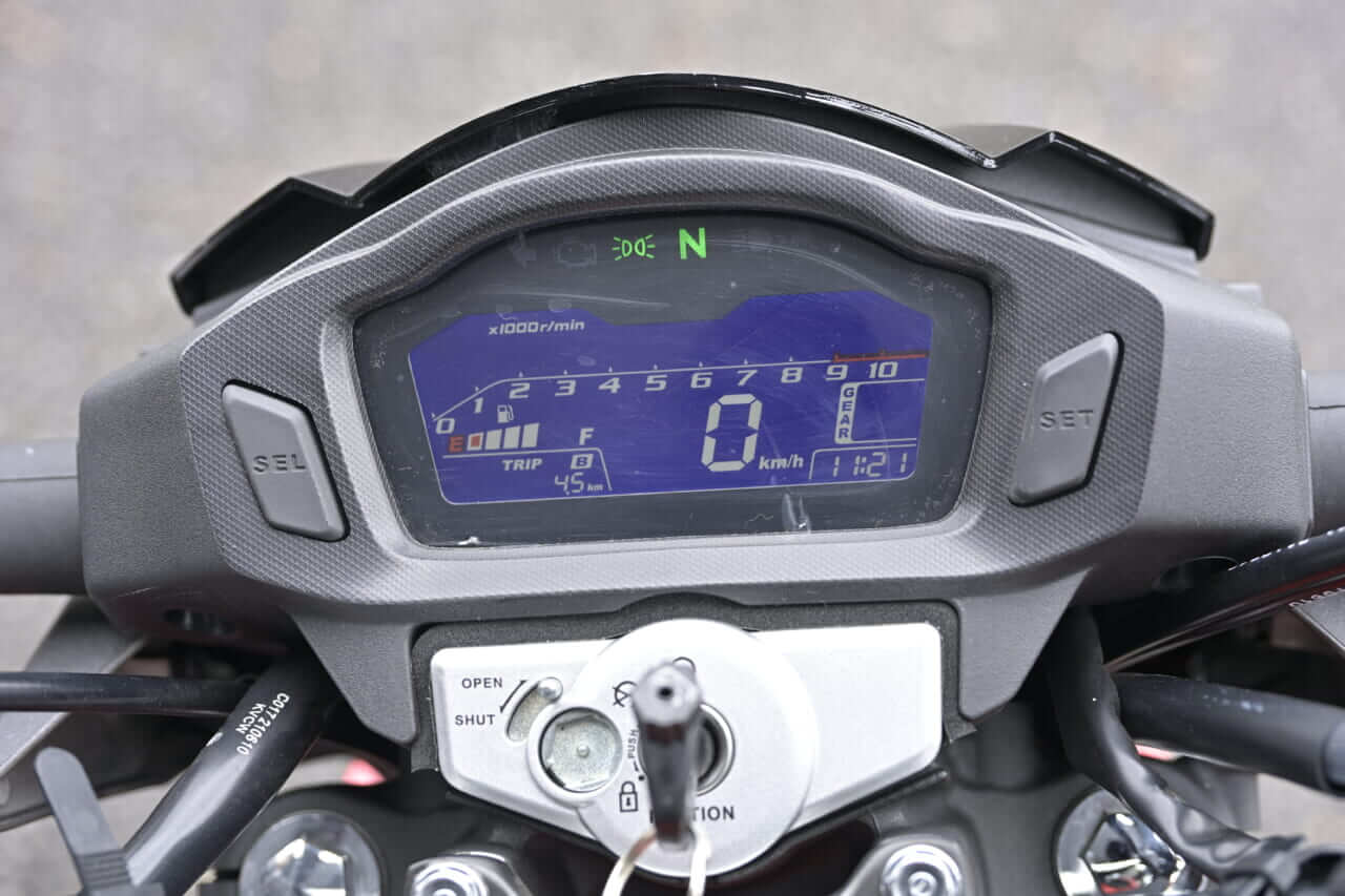 HONDA CBF125R｜【日本上陸!】CBF125R：原付二種ストリートファイター、この走りで新車価格23.8万円はオドロキ!