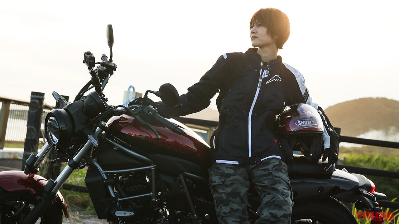 ｜「教習所ではめちゃめちゃ転びました(笑)」若月佑美、バイク初納車＆ツーリングの模様を取材：免許取得の苦労や購入モデル選びについて語る