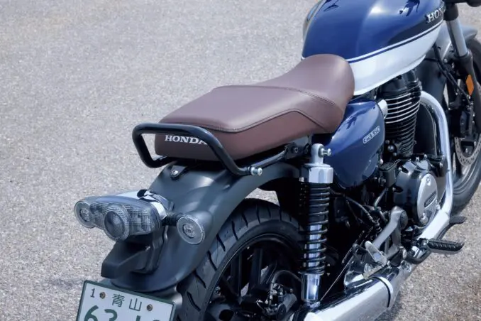2025 ホンダGB350｜【新型登場】大人気「ホンダGB350/S」が大胆に変身! メーターやテールランプも“カスタムバイク”みたいになった!?〈Honda2025新車ニュース〉