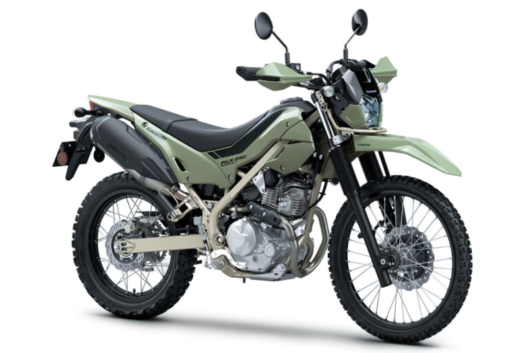 カワサキ｜KLX230シェルパS｜2026年モデル｜DFより足着き良好！ シート高20mmダウンのカワサキ「KLX230シェルパS」新登場
