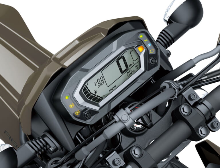 カワサキ｜KLX230 DF｜2026年モデル｜旅する4スト！ カワサキ新型モデル「KLX230 DF」登場、シェルパに後輪チューブレスやエンジンガード、リヤキャリアを追加