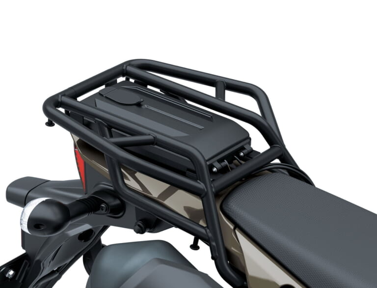カワサキ｜KLX230 DF｜2026年モデル｜旅する4スト！ カワサキ新型モデル「KLX230 DF」登場、シェルパに後輪チューブレスやエンジンガード、リヤキャリアを追加