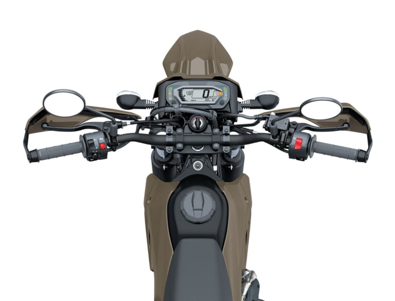 カワサキ｜KLX230 DF｜2026年モデル｜旅する4スト！ カワサキ新型モデル「KLX230 DF」登場、シェルパに後輪チューブレスやエンジンガード、リヤキャリアを追加