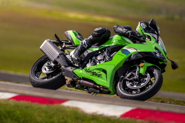 カワサキ｜ニンジャZX-6R｜2026年モデル｜636cc・4気筒スーパースポーツのカワサキ「ニンジャZX-6R」2026年モデル登場！ 車体色刷新で3カラー展開
