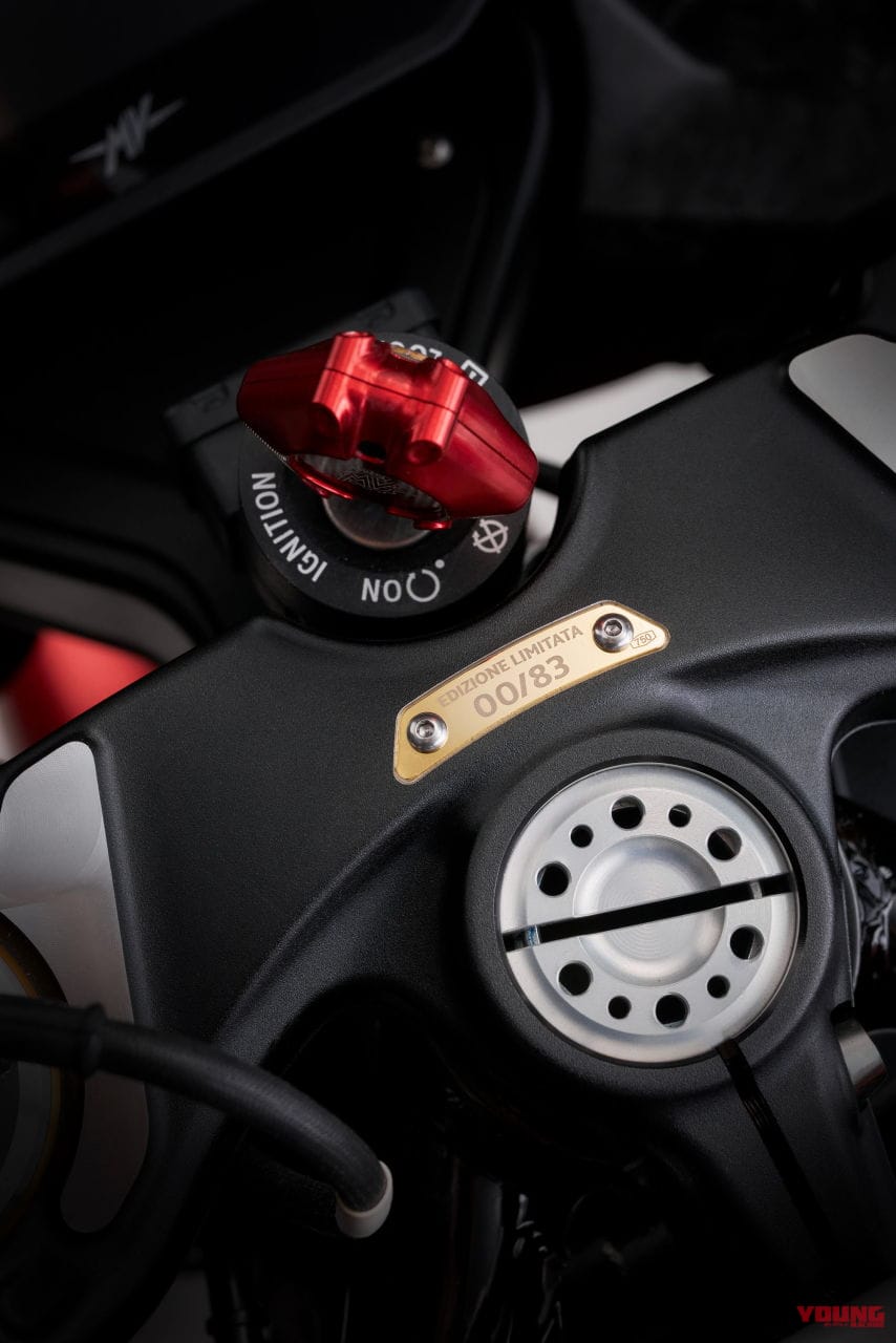 |【世界限定83台】MVアグスタ「スーパーヴェローチェ1000 アゴ」登場! 3気筒800に続き4年ぶりのスペシャルマシン