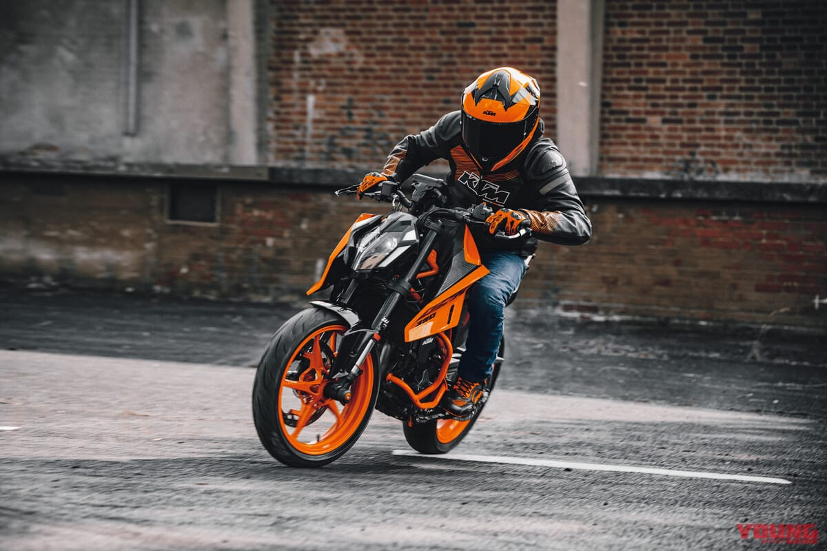 KTM 390 DUKE｜KTM 390シリーズ拡大！「SMC R」「アドベンチャーR」「エンデューロR」「デューク」を相次いで発売