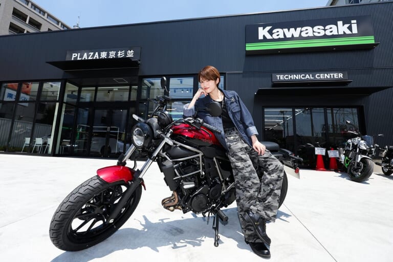 若月佑美｜「教習所ではめちゃめちゃ転びました(笑)」若月佑美、バイク初納車＆ツーリングの模様を取材：免許取得の苦労や購入モデル選びについて語る