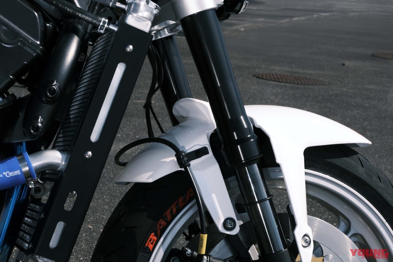 ｜CB1000Fをアールズギア×TSRがコラボカスタム! 「Neo-Classic Rebellion」…90年代風にまとめたセパハン仕様が熱い!