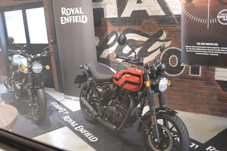 ハンター350｜東京・浅草のカフェ「ORTIGA」で新型ロイヤルエンフィールド ハンター 350を国内最速で展示中[8/17まで]