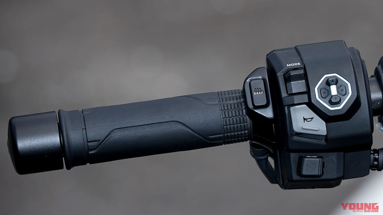 CB1000F SE コンセプト|「丸眼&角系カウルブーム来るか」ホンダCB1000F SE コンセプト初お披露目:アクセサリー&一部保安部品も判明/CB1000F コンセプトはカラバリ発表