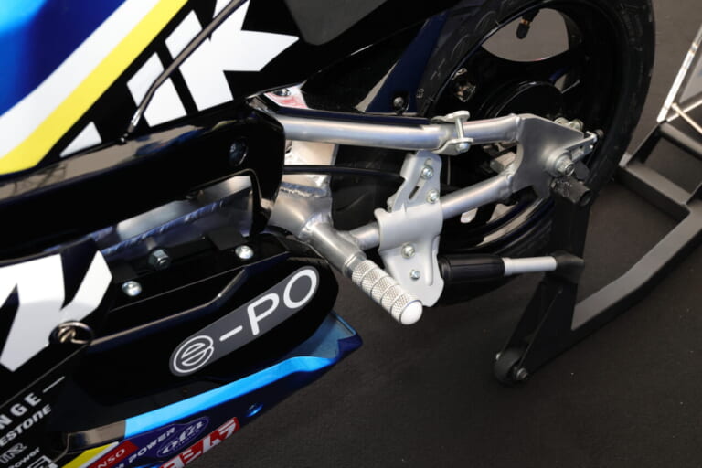 スズキ｜CNチャレンジミニ｜鈴鹿8耐｜2025｜鈴鹿8耐“GPスクエア”のスズキブースには新型GSX-R1000Rなど未発売モデルがズラリ！ CNチャレンジミニ号もあって未来への期待しかない！