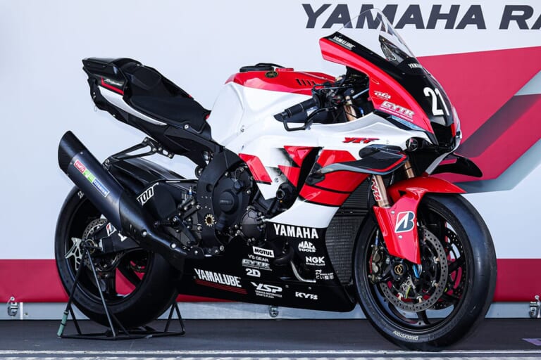 YZF-R1｜【鈴鹿8耐レポート】ヤマハブースでは今年の8耐レーサーYZF-R1＆1999 YZF-R7と写真が撮れる!