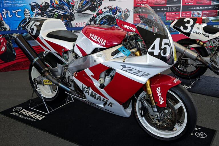 1996 YZF750｜【鈴鹿8耐レポート】ヤマハブースでは今年の8耐レーサーYZF-R1＆1999 YZF-R7と写真が撮れる!