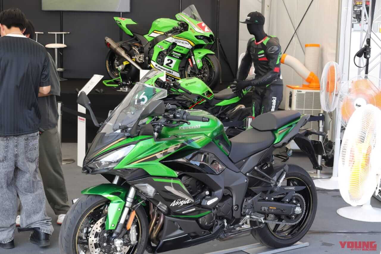 鈴鹿8耐|カワサキブース|2025|鈴鹿8耐“GPスクエア”カワサキブースでは「Ninja ZX-6R」が当たるプレゼントキャンペーン! 跨り可能な最新機種もあるぞ!