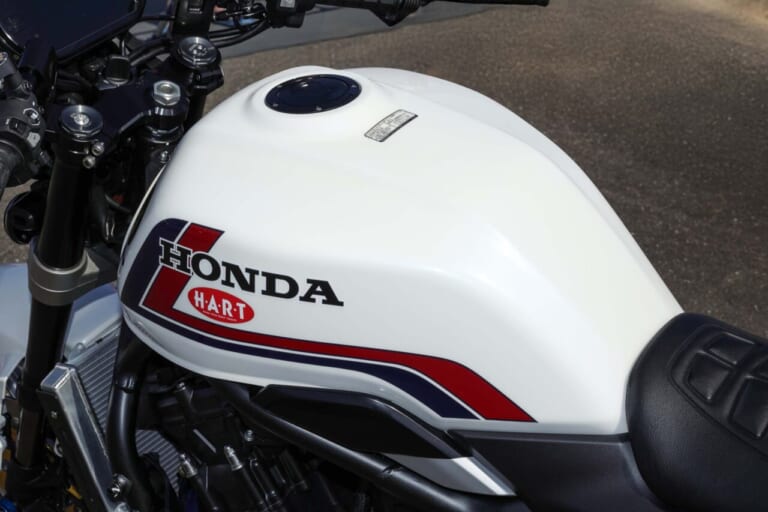 Neo-Classic Rebellion CB100OF Concept Model｜アールズギア×TSRがコラボカスタム! 「Neo-Classic Rebellion CB100OF」…90年代風にまとめたセパハン仕様が熱い!