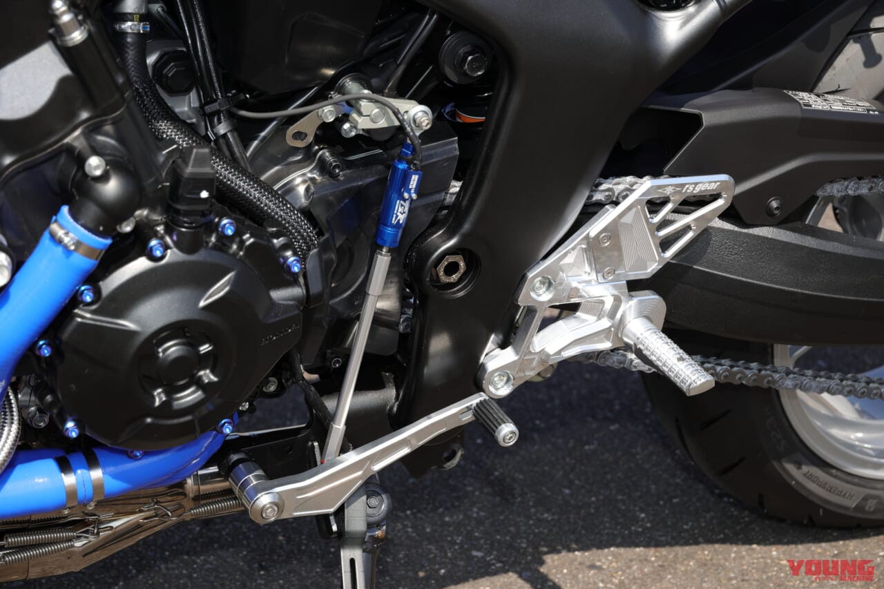 |CB1000Fをアールズギア×TSRがコラボカスタム! 「Neo-Classic Rebellion」…90年代風にまとめたセパハン仕様が熱い!