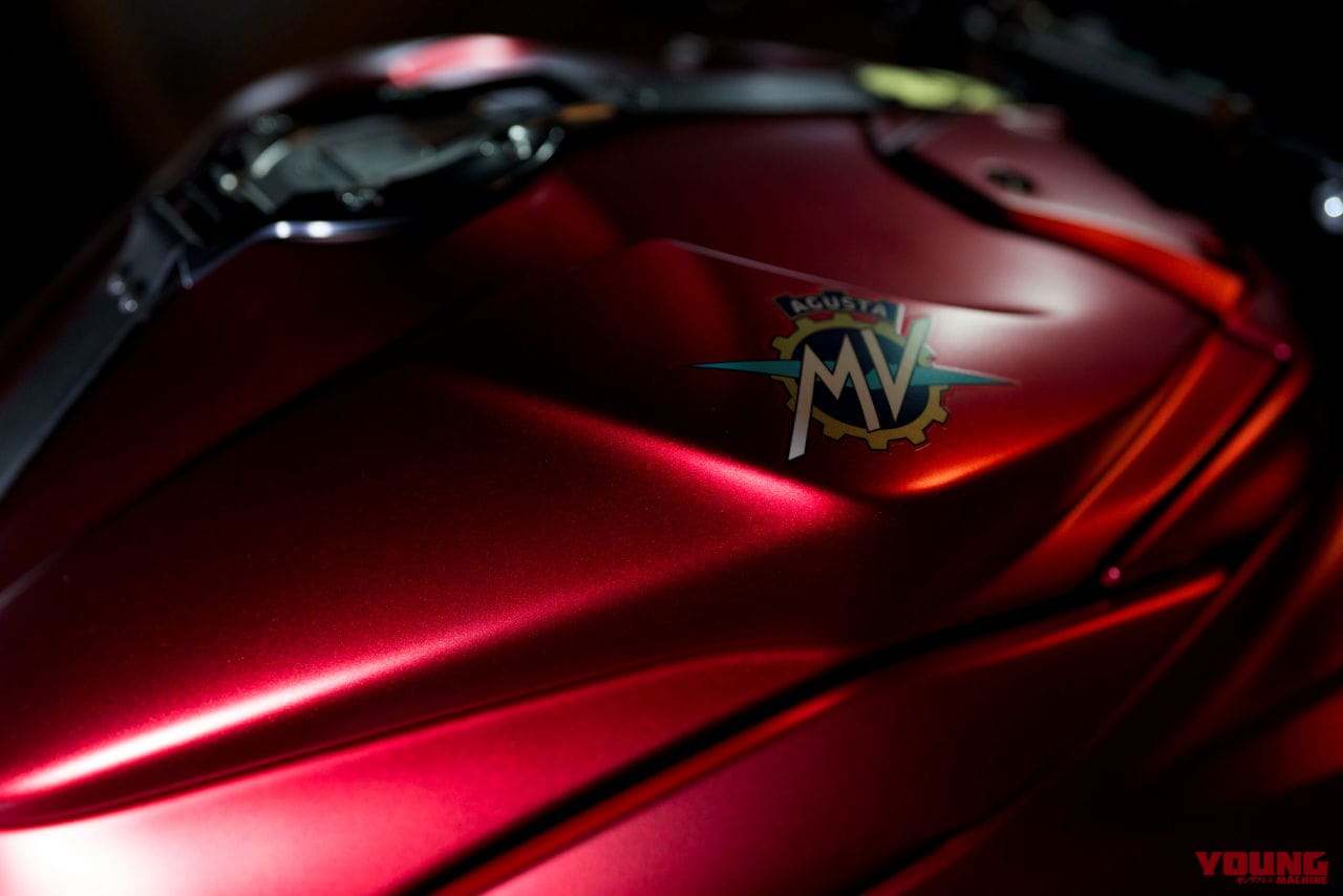 |【世界限定83台】MVアグスタ「スーパーヴェローチェ1000 アゴ」登場! 3気筒800に続き4年ぶりのスペシャルマシン