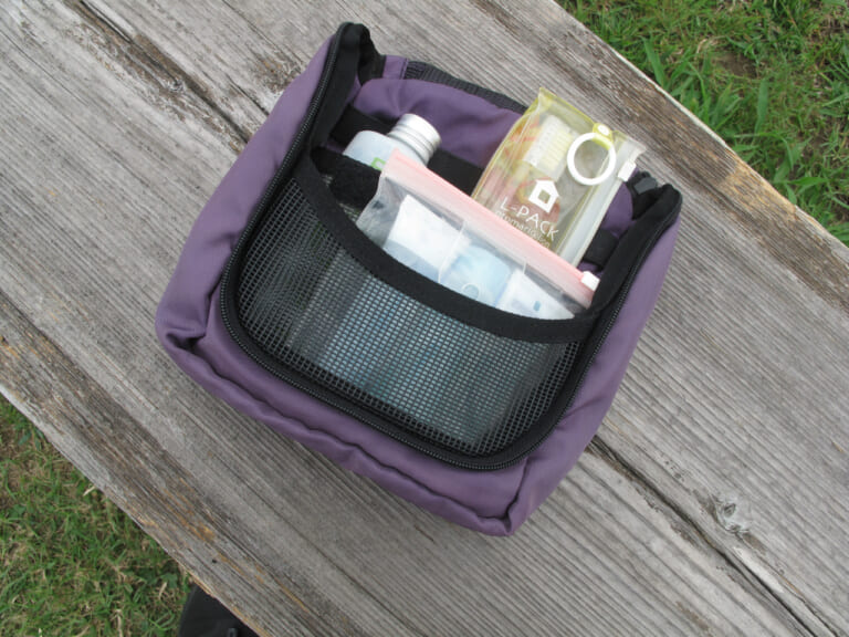 アメニティ|【決定版】バイクツーリング持ち物リスト|日帰りから宿泊まで完全ガイド&パッキングテクニック