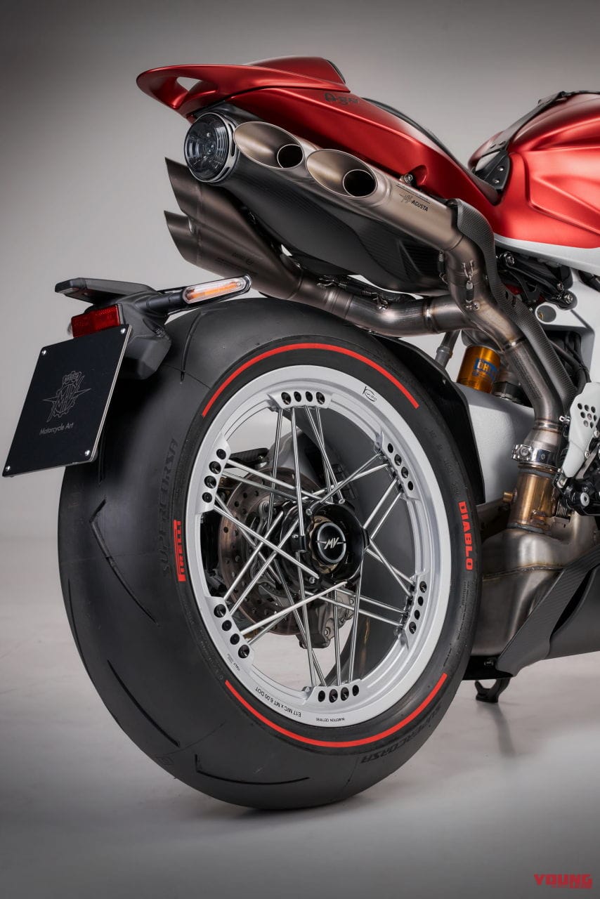 |【世界限定83台】MVアグスタ「スーパーヴェローチェ1000 アゴ」登場! 3気筒800に続き4年ぶりのスペシャルマシン